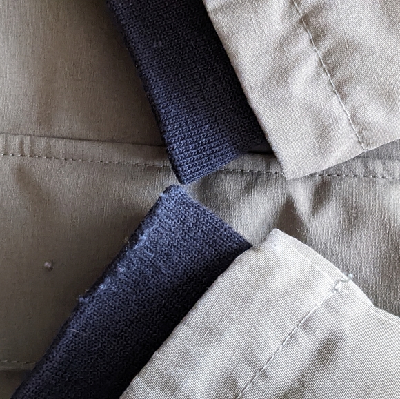 Canada Goose Victoria Parka in military green - Picture 5 of 9